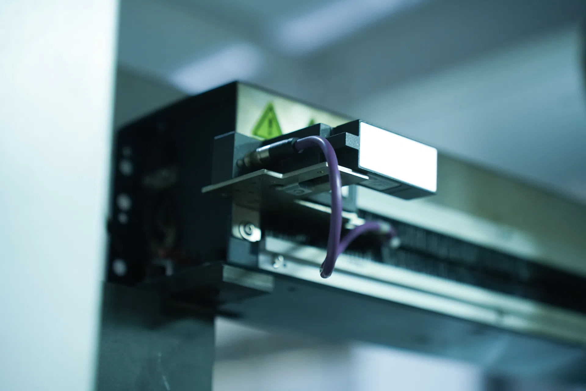 Web Edge Sensor